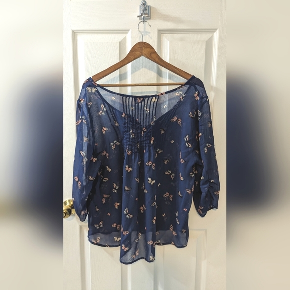 Torrid Sheer Blue Blouse with Butterflies (Size 0) - Picture 2 of 3